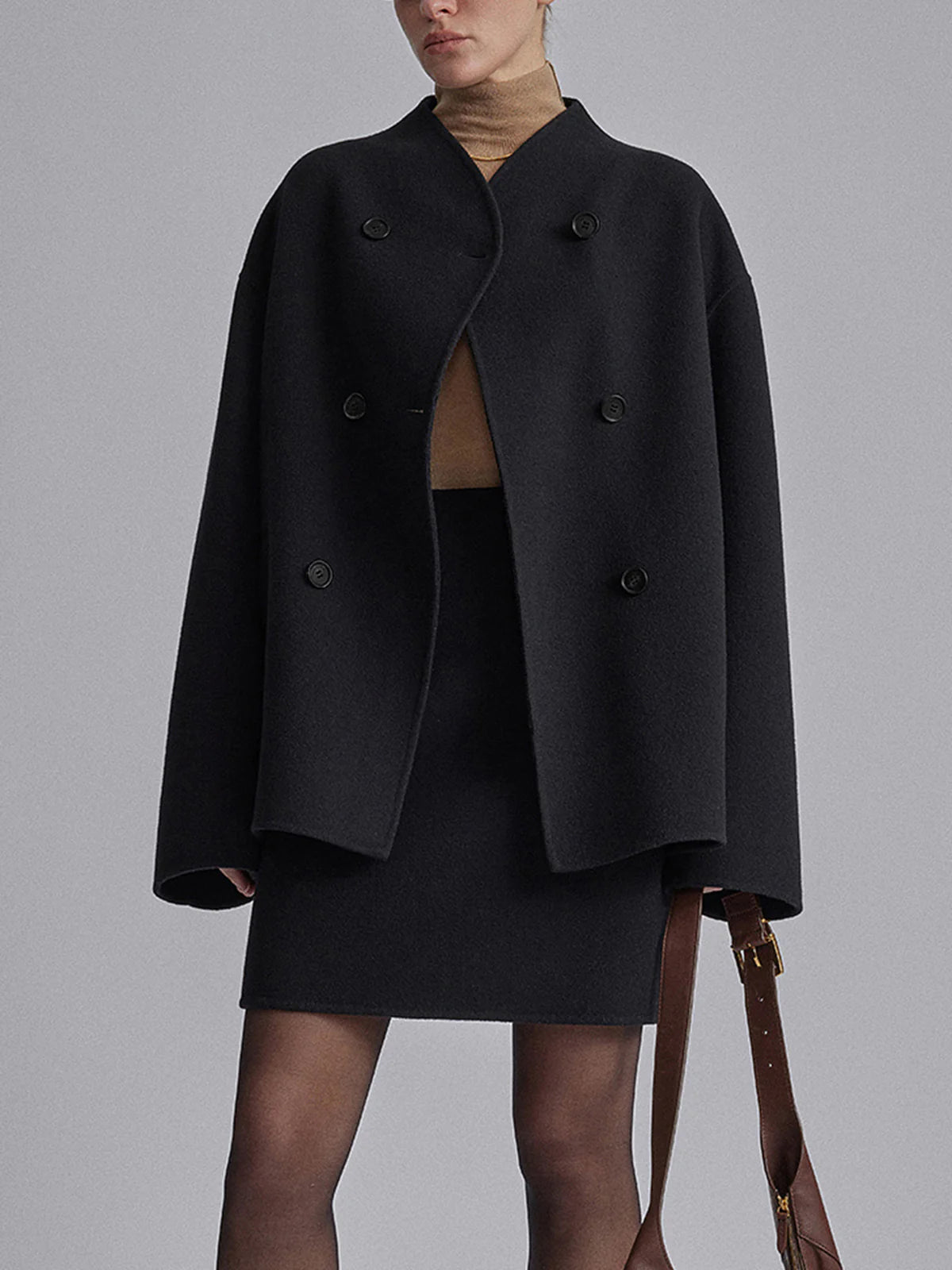 AVERY DOUBLE-BREASTED SHORT COAT