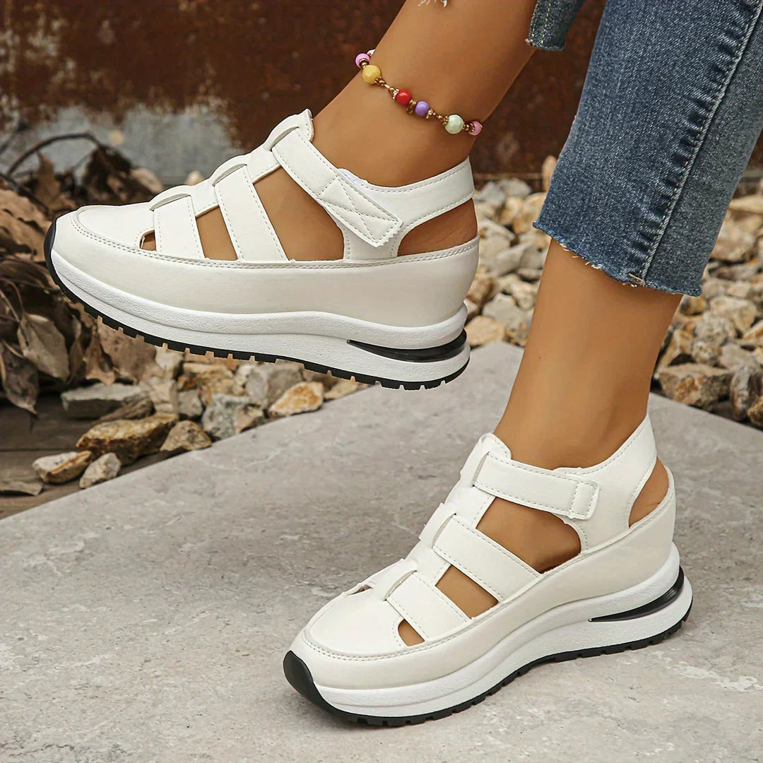 Rosy Platform Sandals