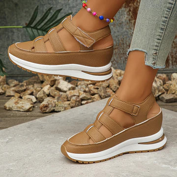 Rosy Platform Sandals