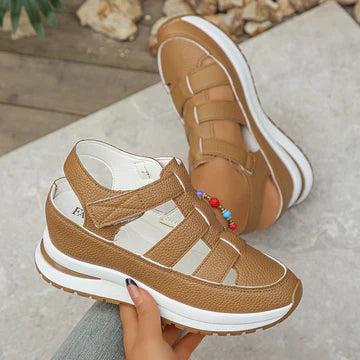 Rosy Platform Sandals