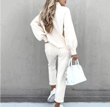 Sara Minimalist Loungewear Set for Women