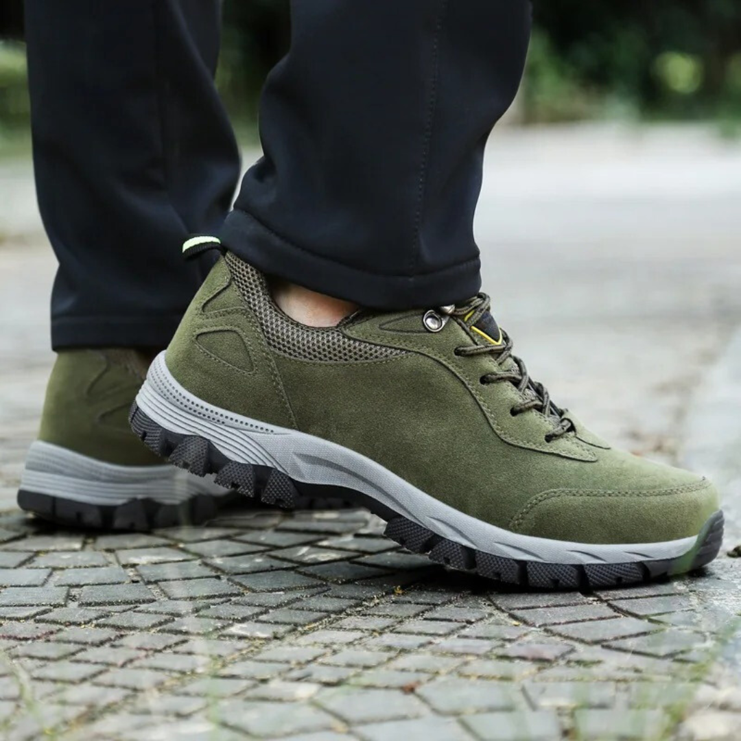 Charles Outdoor Trail Sneakers