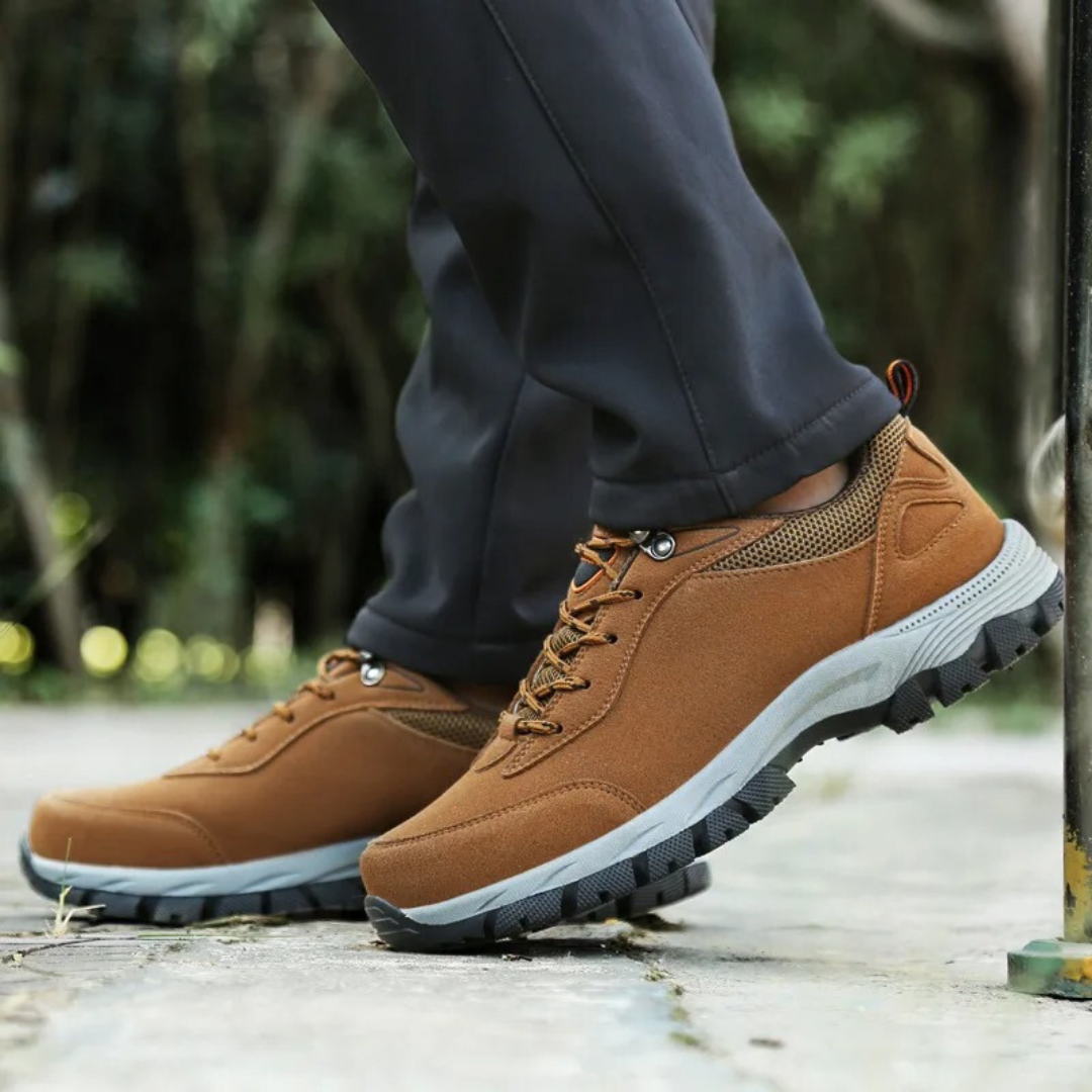 Charles Outdoor Trail Sneakers