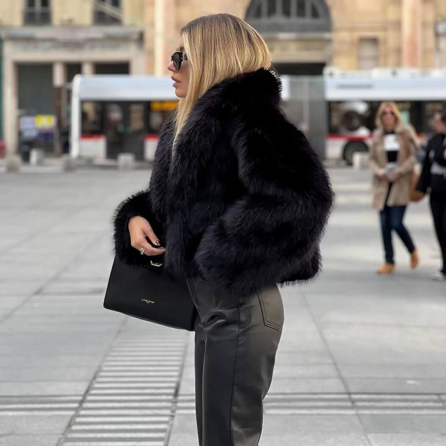 ISABELLE SHORT FAUX FUR JACKET FOR WOMEN