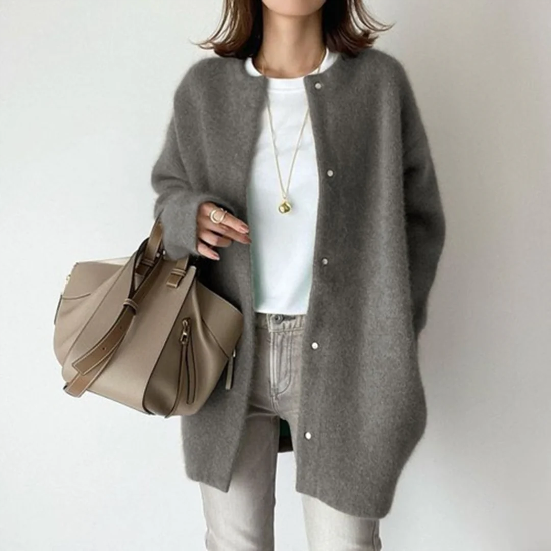 Kenzi Women’s Round-Neck Cardigan
