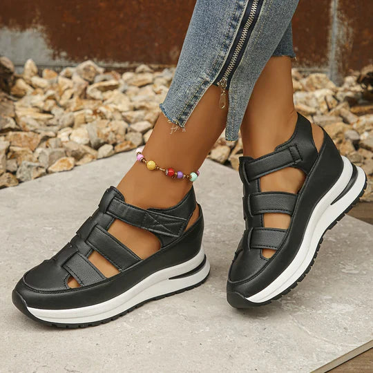 Rosy Platform Sandals